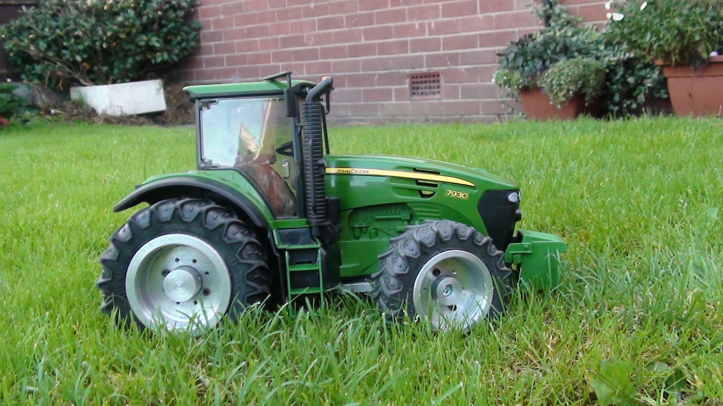 rc tractor bruder